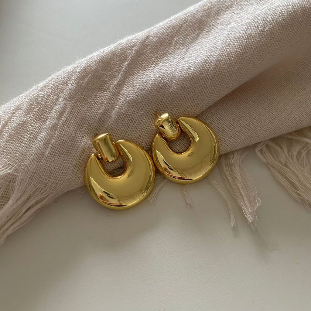 Lunar Glow Earring - ILA1002