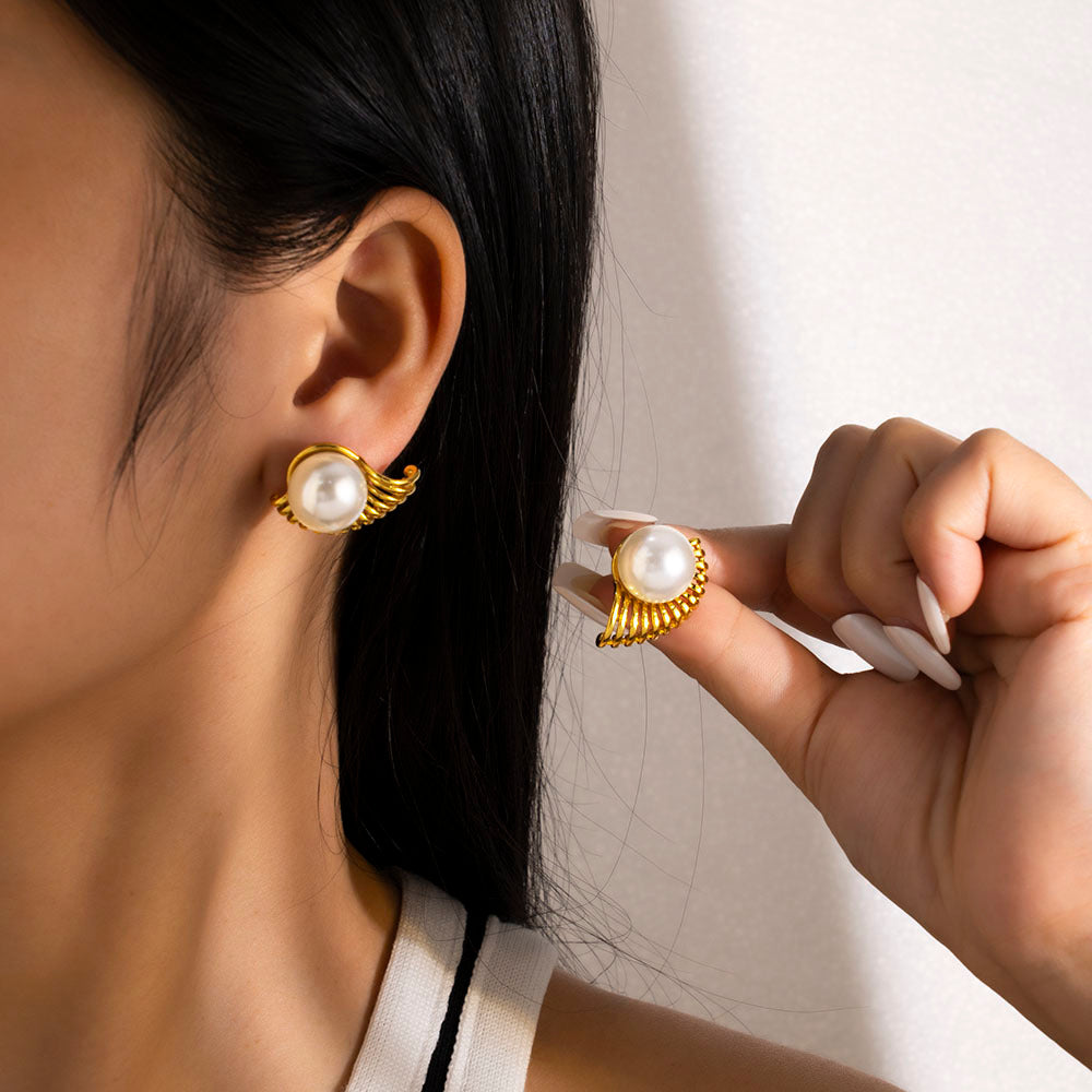 Pearl Curve Earrings - ILA1012