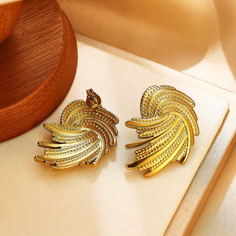 Twirl Studs Earrings - ILA1051