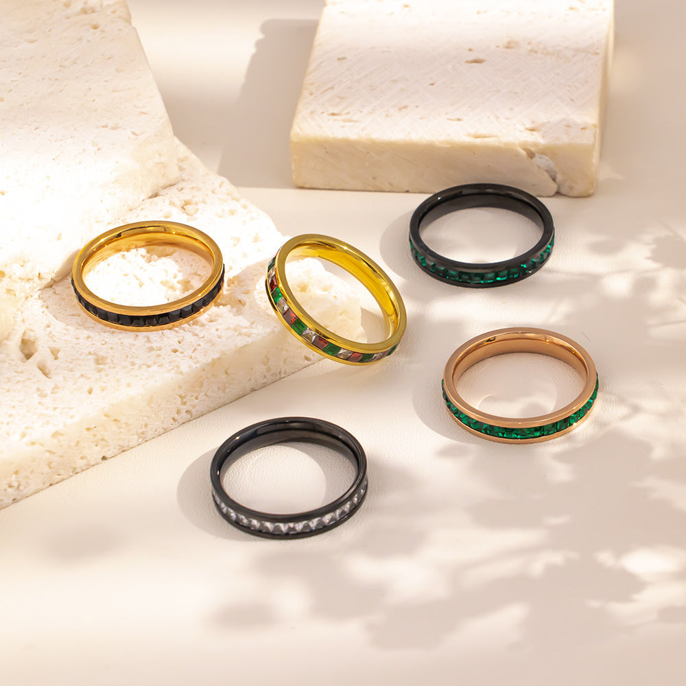 Cyrstal Black Ring - ILA1433