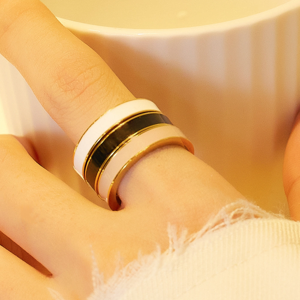 Minimal Muse Ring - ILA1571