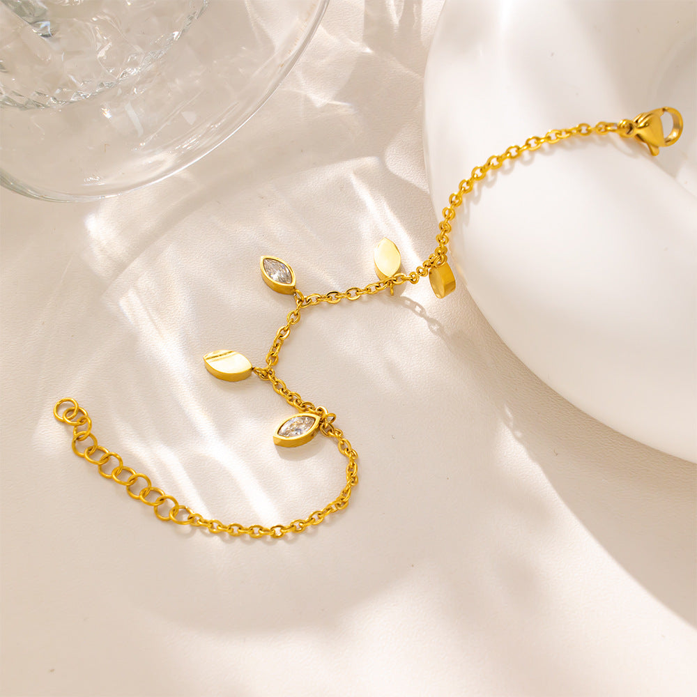 Cystral Leaf Bracelet - ILA171