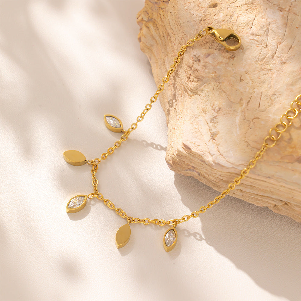 Cystral Leaf Bracelet - ILA174