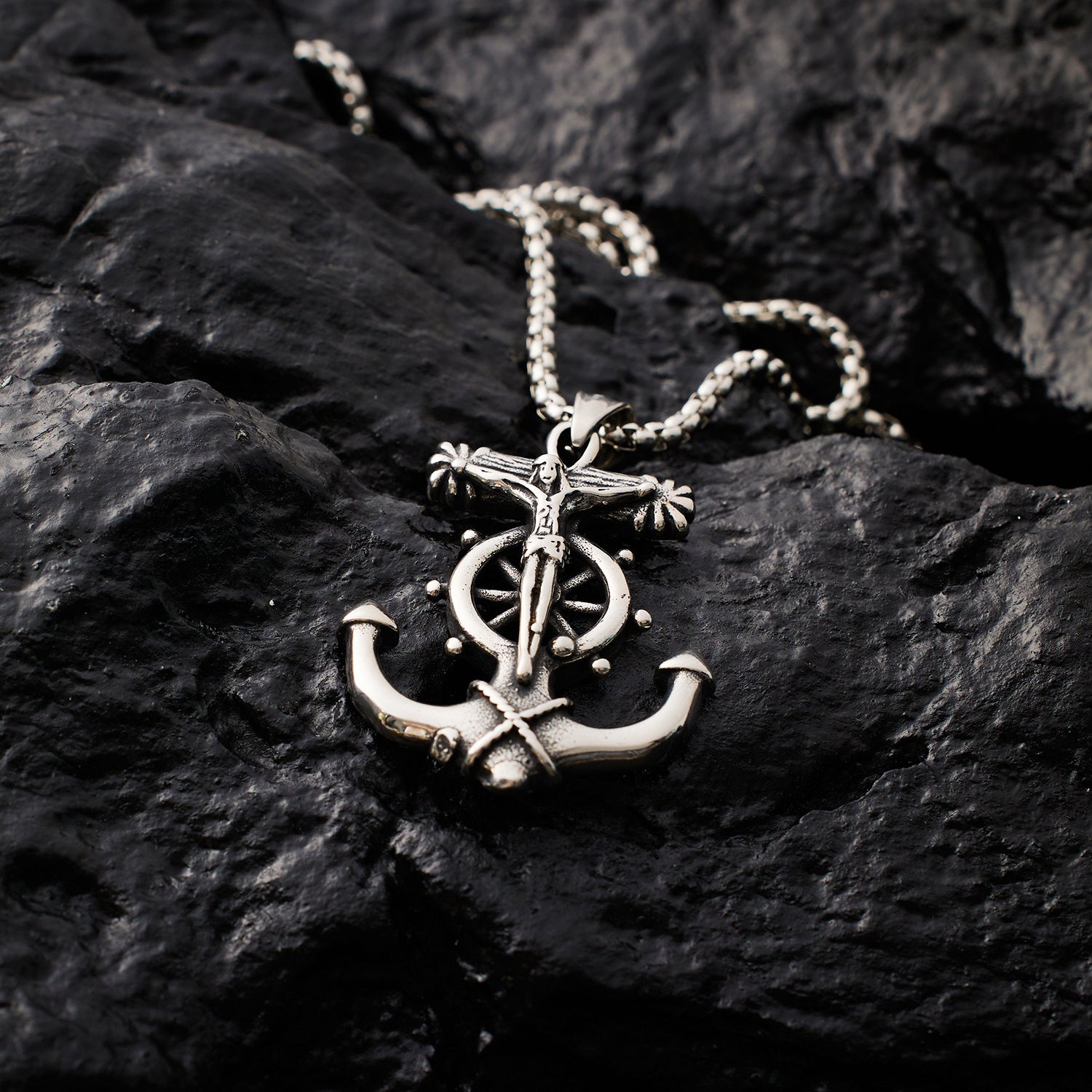 Caption on Board Neckchain - ILA433